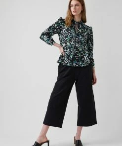 Great Plains Summer Meadow Blouse In Fresh Green